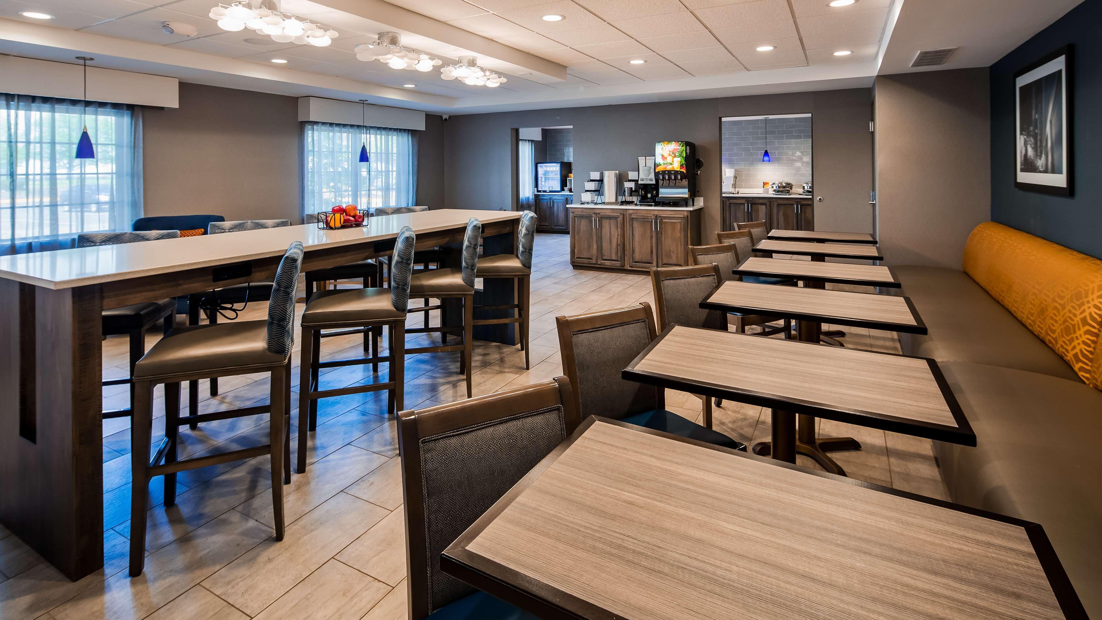 Best Western Salinas Valley Inn & Suites Экстерьер фото