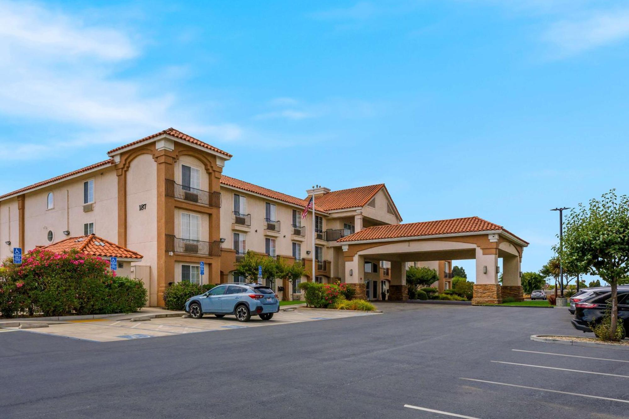 Best Western Salinas Valley Inn & Suites Экстерьер фото