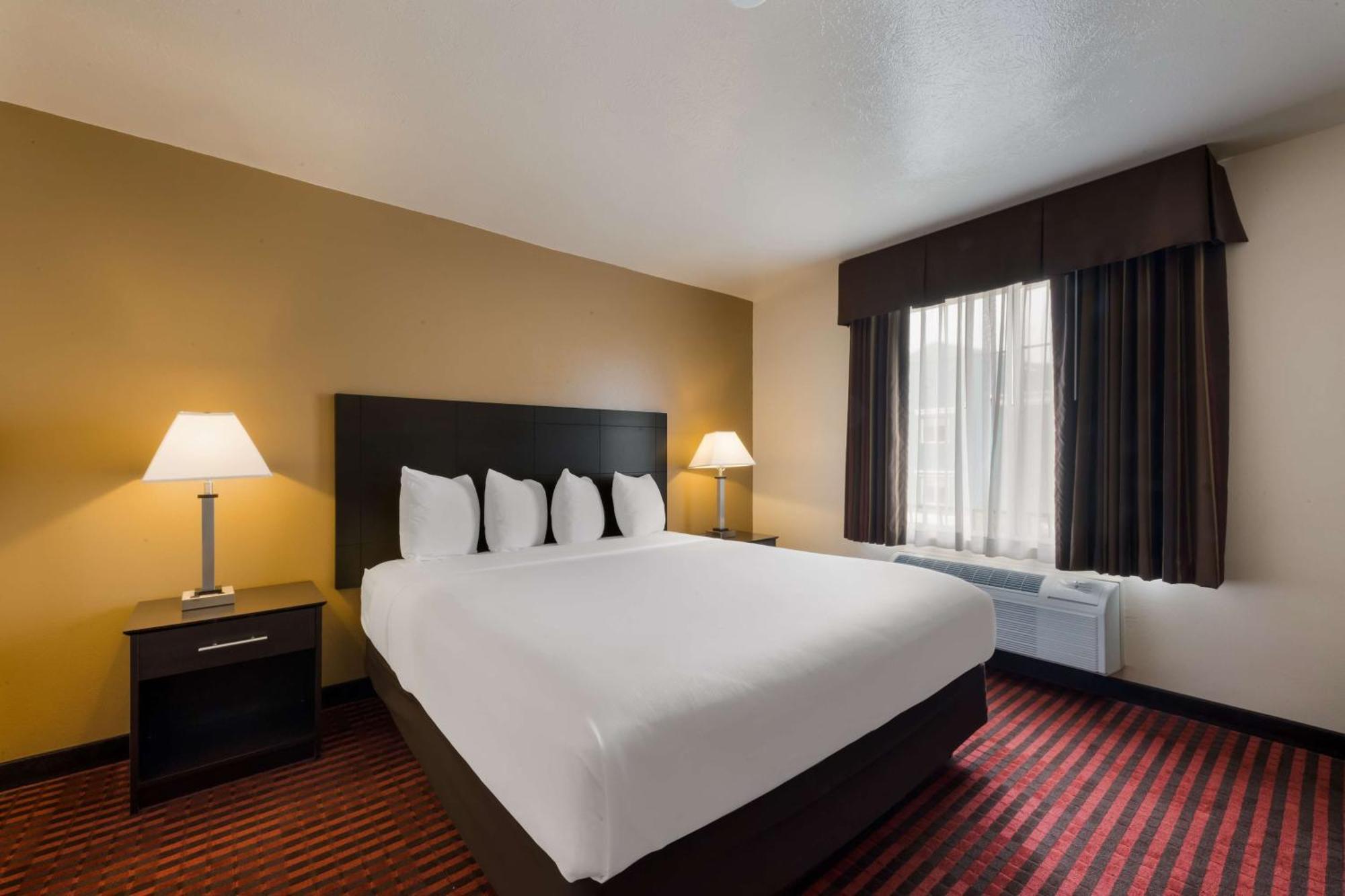 Best Western Salinas Valley Inn & Suites Экстерьер фото